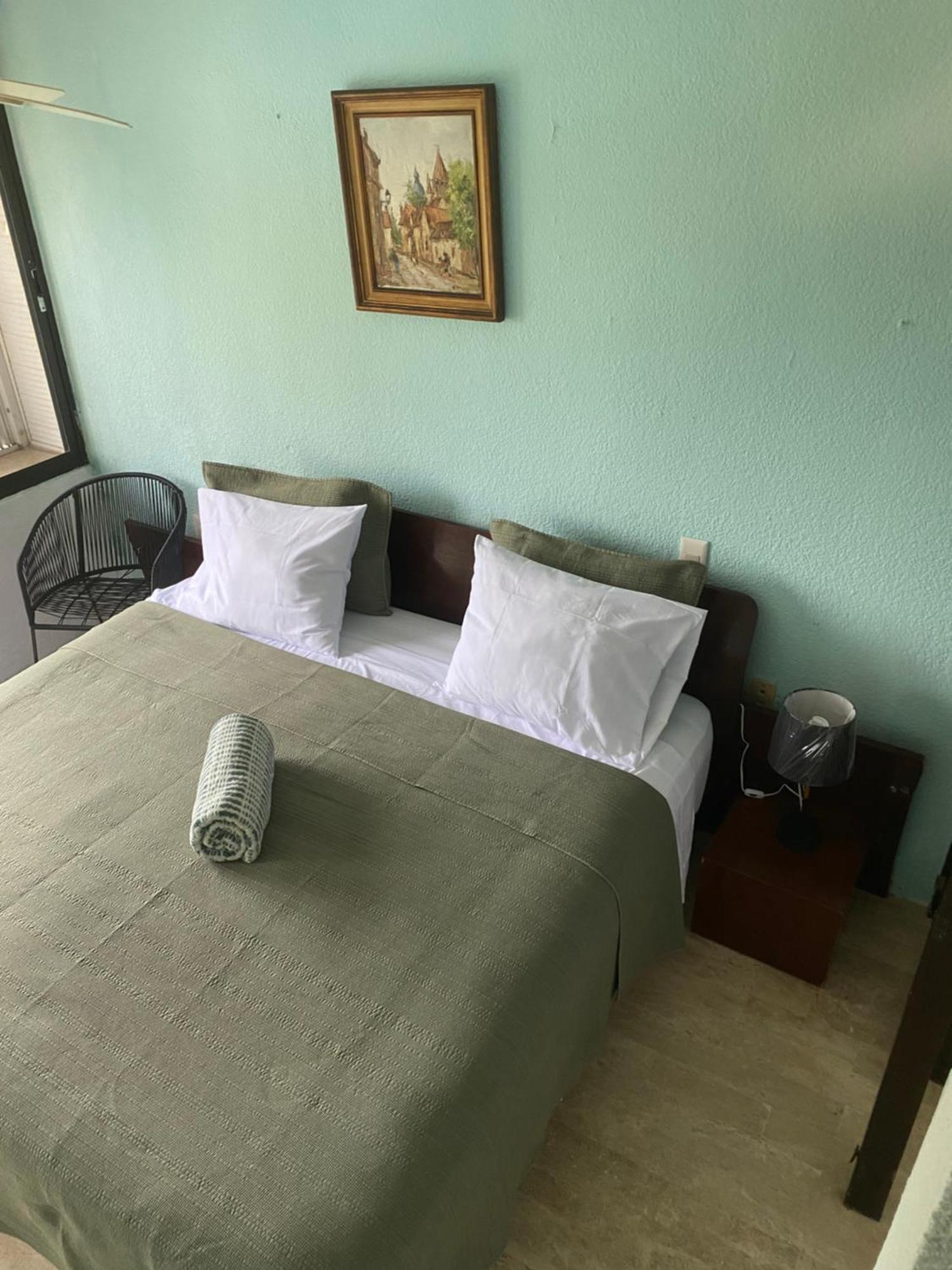 Front Beach Private Room With Shared Bathroom 坎昆 外观 照片
